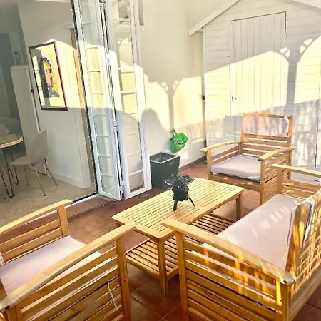 El Patio De Cruz Conde Apartmán